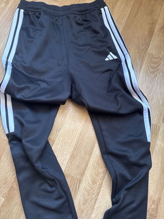 Cпротивний костюм аdidas 176
