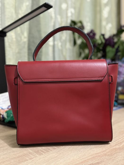 Сумка червона