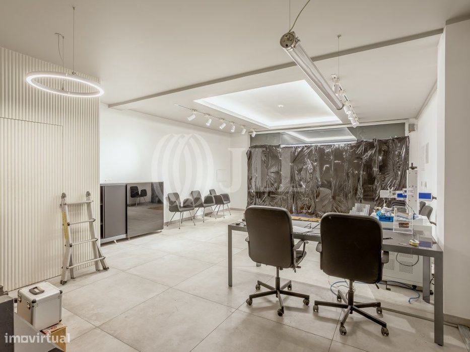 Espaço para dois apartamentos T2 em Alcântara, Lisboa