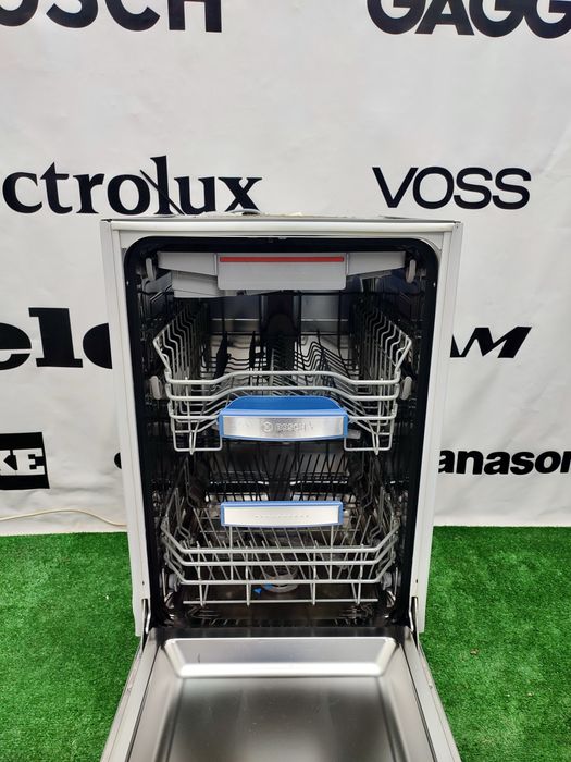 Вбудована посудомийна машина Bosch SuperSilence Serie 6 вузька 45см