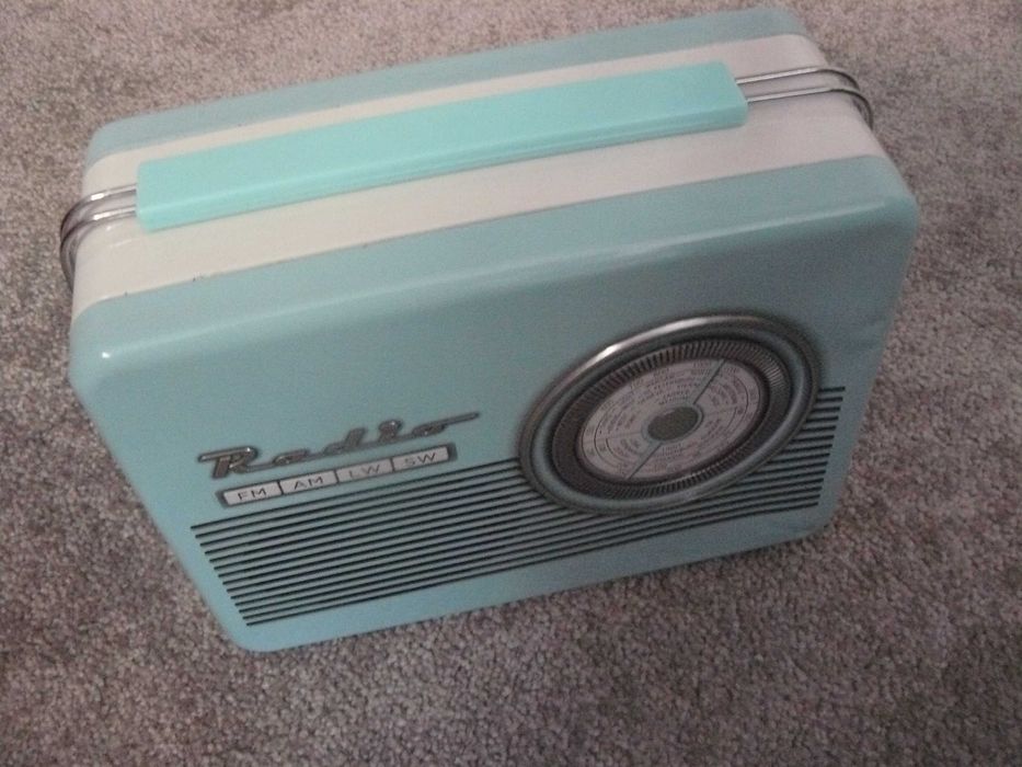 Atrapa skrzynka schowek radio