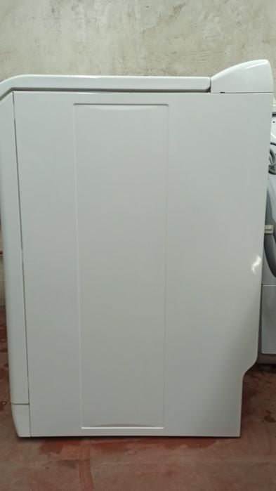 Продам пральну машинку Зануси  5,5 кг