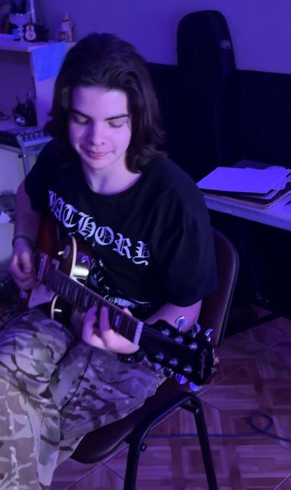 Шукаємо барабанщика та басиста в рок гурт