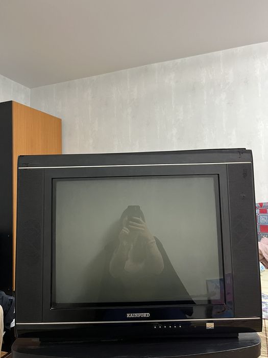 ТВ Rainfordрабочий, сгорел предохранитель,  уезжаем срочно забрать!