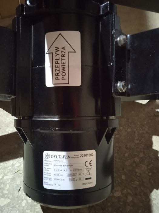 Витяжной вентилятор Коменові вентилятори Стінові вентилятори