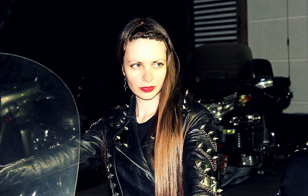 Вокалистка ищет новый проект/ группу/ продюсера