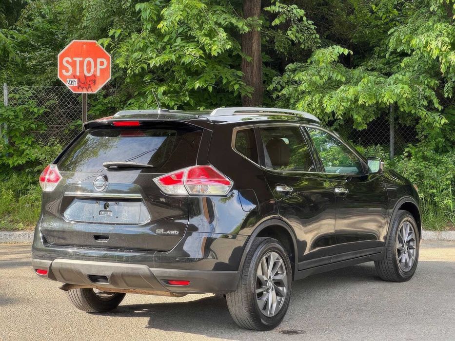 NISSAN ROGUE      2017