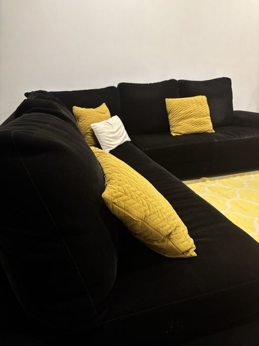 Sofa em veludo preto