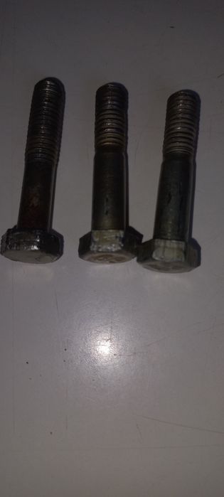 Продам винты М6*9 и болты М8×25