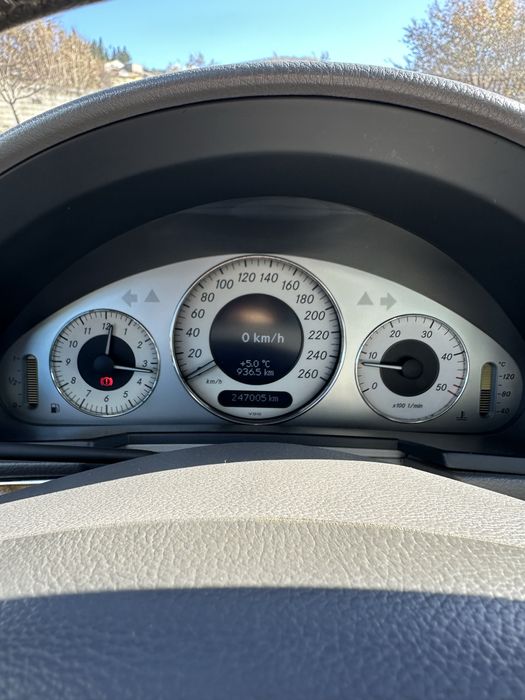 Mercedes Benz E220 W211 170cv Avantgarde