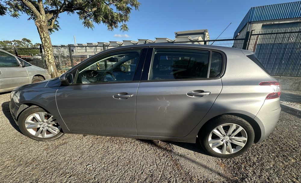 Peugeot 308 - 1.2 PureTech Active 2014 - Impecável