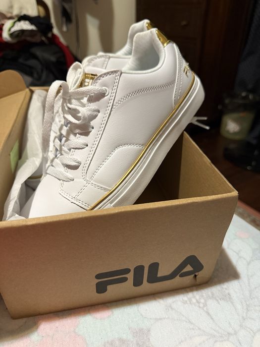 Tenis fila amalfi  Branco novo
