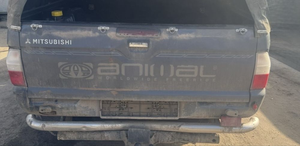 Задня кришка (борт) Mitsubishi L200 1996-2006
