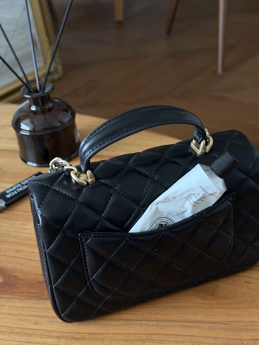 Сумка Chanel з ручкою | чорна, біла