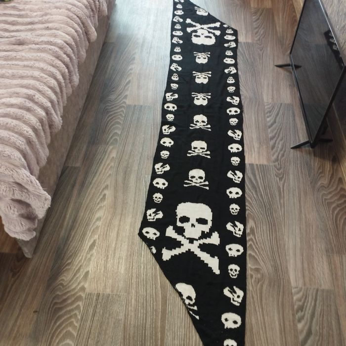 Великий двухсторонній зимні́й шарф мерч Череп 250*40