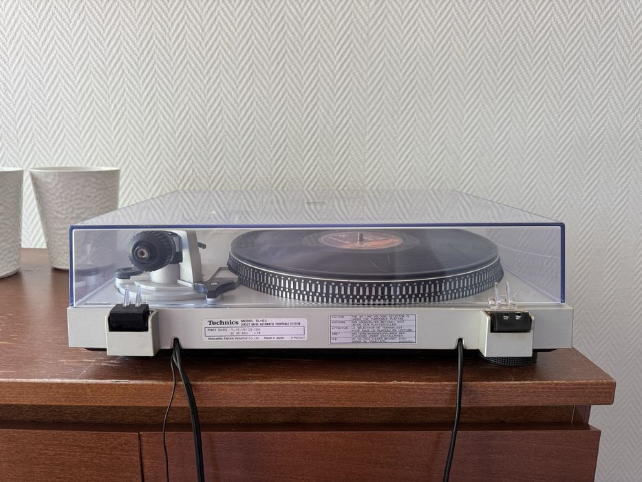 Gramofon Technics SL-D3