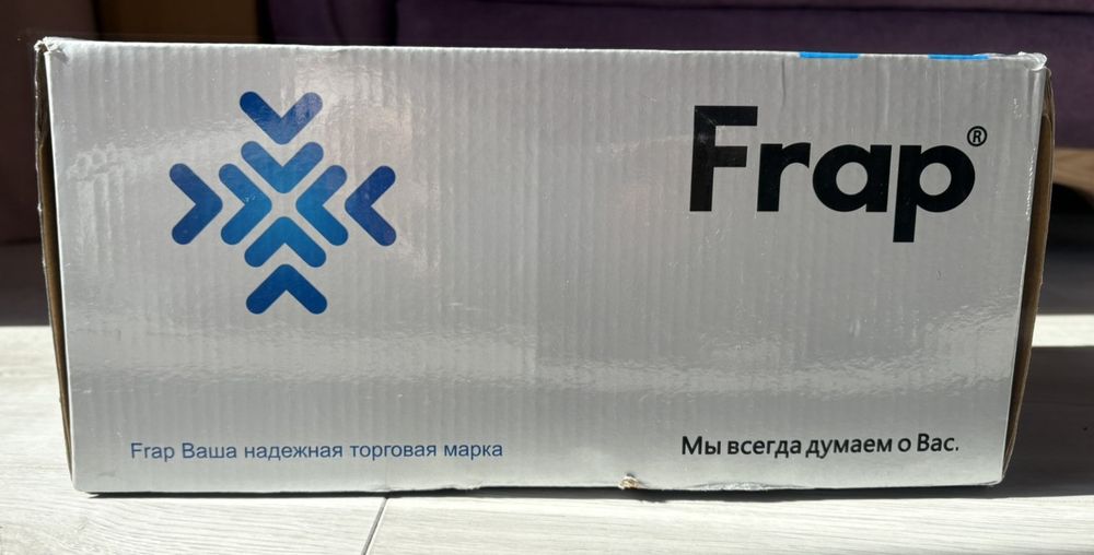 Продаєця змішувач для ванни на 3 отвори, марка Frap, модель F1121, ціна 5000 грн.