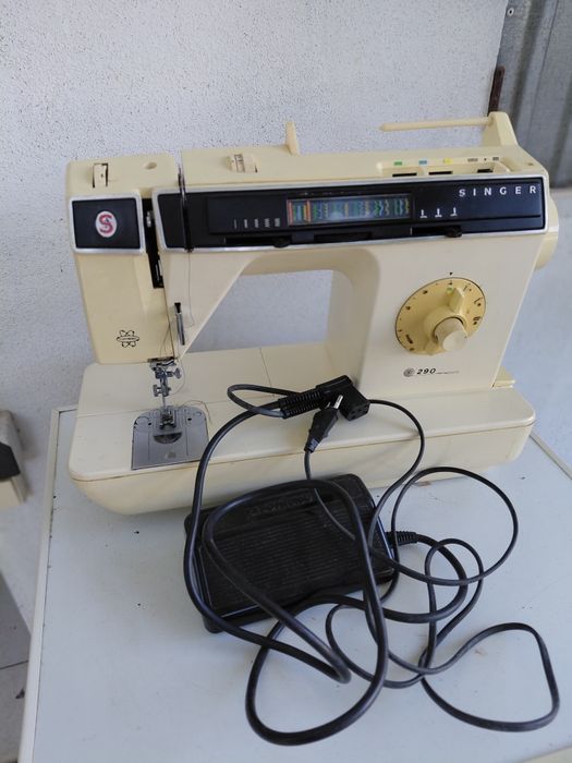Máquina de costura SINGER 290