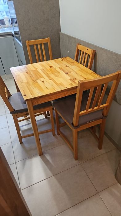 Stół drewniany Ikea