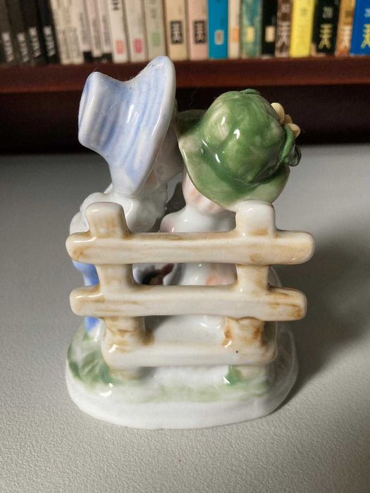 Decorative Figure64551066492547121