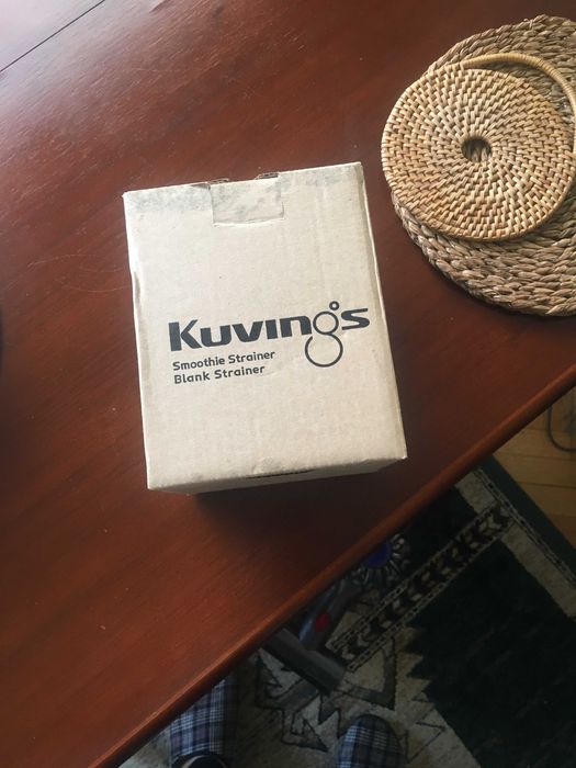 Wyciskarka Sokowirówka Kuvings B6000 sito do smoothie i przystawka do sorbetów Nowe