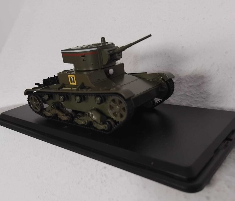 T-26 1-43. 1933. Carro de combate de infantaria leve. 30€.   Vendo miniaturas da minha coleção 1/43.