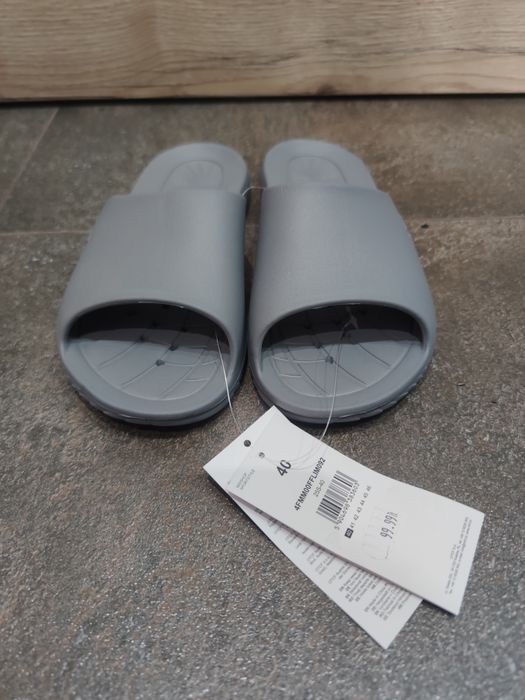 Klapki męskie 4F rozmiar 40