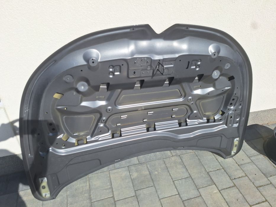 Citroen C4 III  maska przód