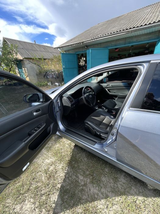 Продам Honda Accord 7