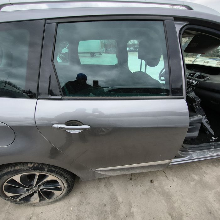 Renault Scenic III Drzwi Tylnie Prawe Lewe TEKNG