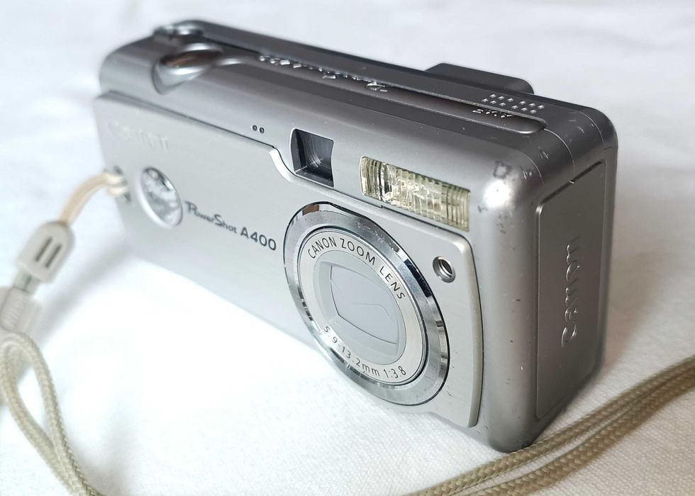 Canon PowerShot A400 máquina fotográfica digital vintage