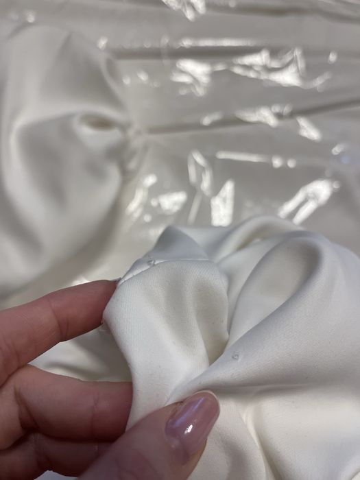 Suknia ślubna rybka z trenem i bufkami gładka satyna