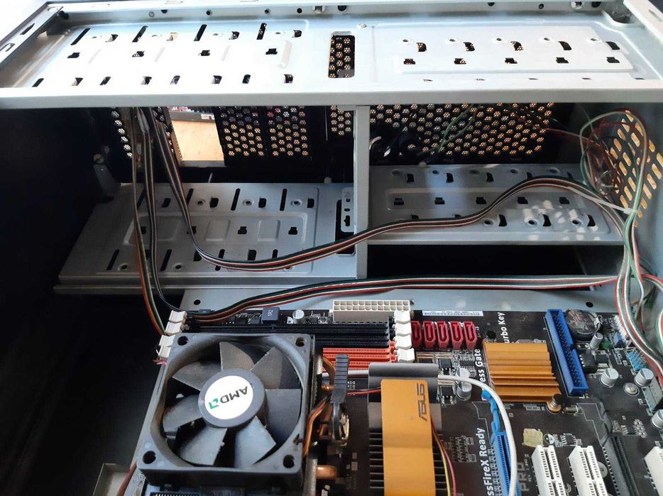 Системний блок ПК.