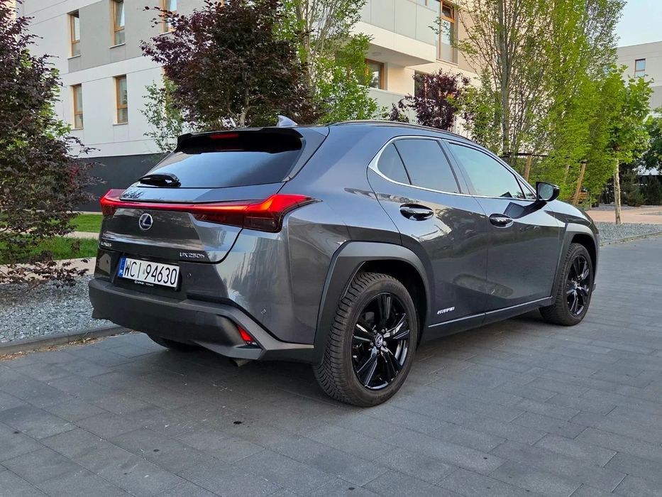 Lexus UX Lexus UX 250H