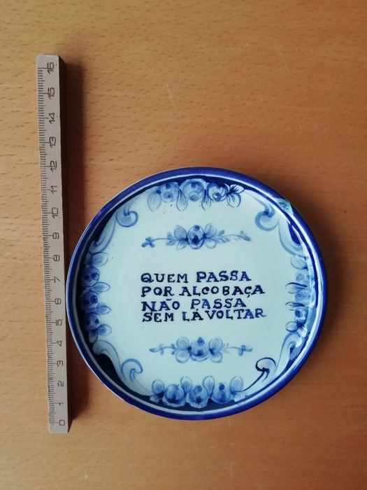 Conjunto de pratos portugueses.