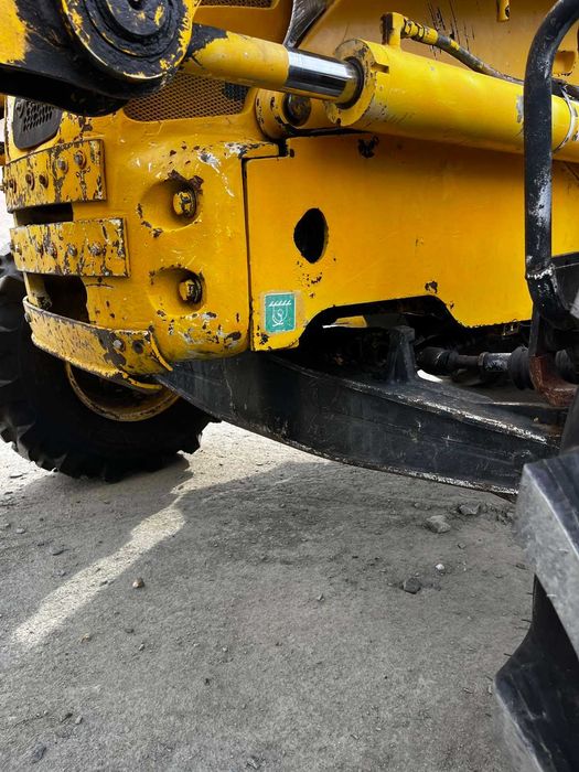 Екскаватор-навантажувач Komatsu WB93R-5, 2007 рік, робочий стан
