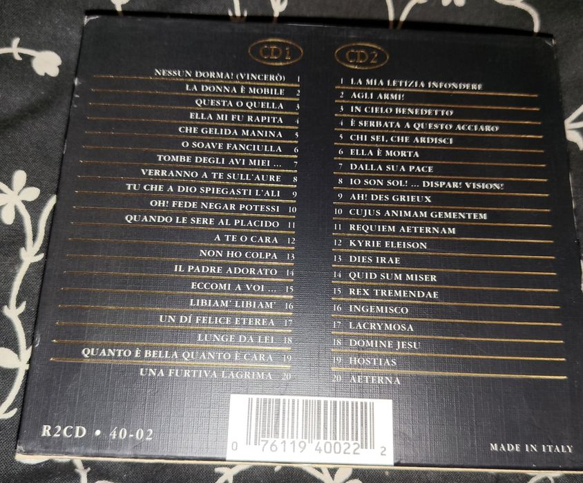 Caixa 2 CDs Luciano Pavarotti - The Gold Collection (40 Classic Performances)