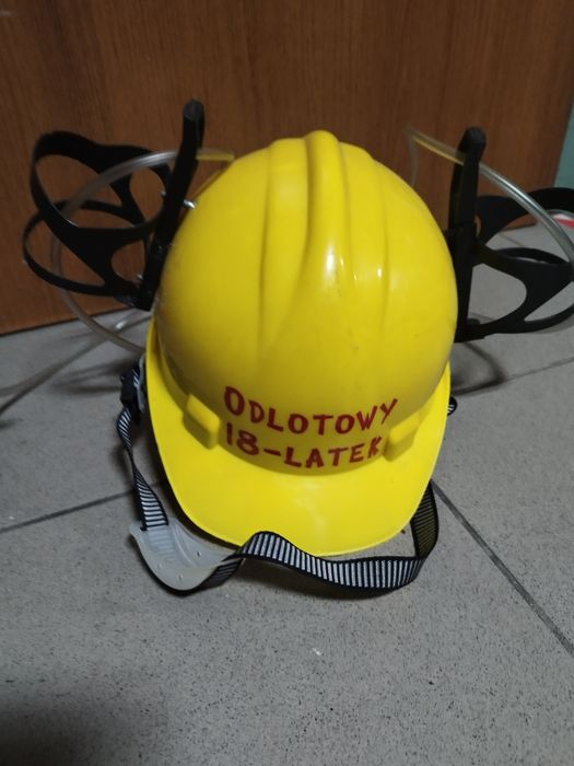 Kask na imprezę odlotowy 18-latek