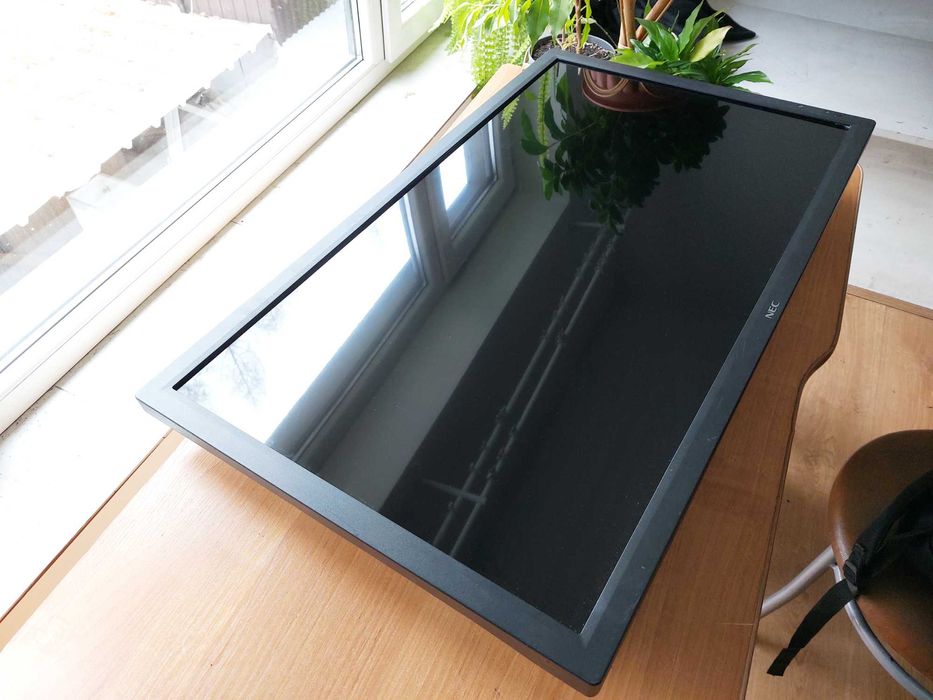 Monitor przemysłowy 32" NEC V323-2