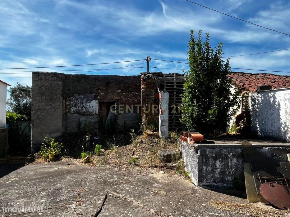 Casa para Recuperar em Mouriscas, Abrantes