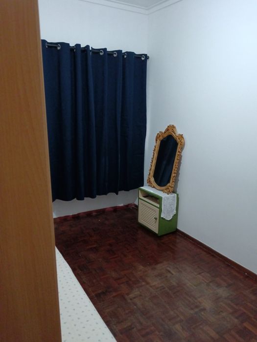 Quarto em Oeiras