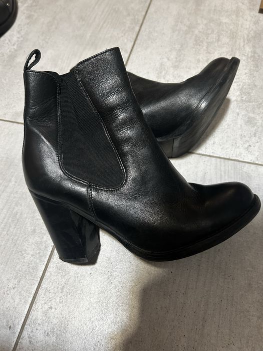 Buty botki Lasocki rozmiar 35 skórzane