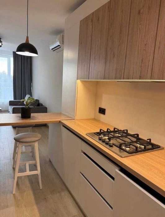 Продаж просторої 1-кімнатної квартири по вулиці Карла Мікльоша