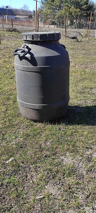 Бочки пластикові  б\у,