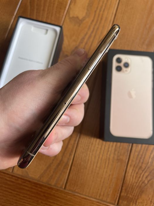 Айфон 11Pro 64GB Батарея нова R-sim