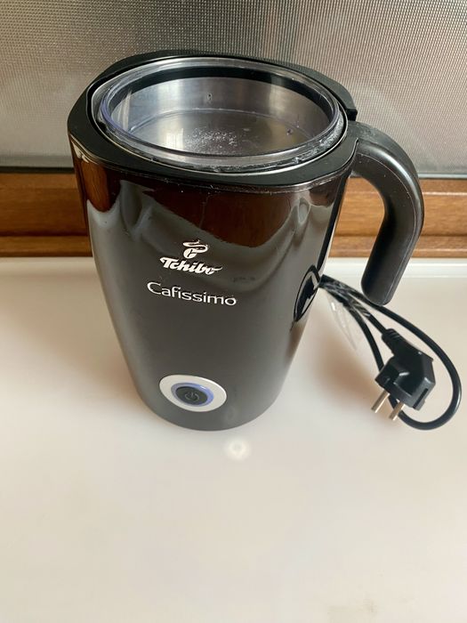 Капучинатор Tchibo Cafissimo піноутворювач взпінювач молока Німеччина