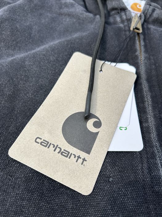 Casaco Carhartt tamanho L NOVO nunca usado