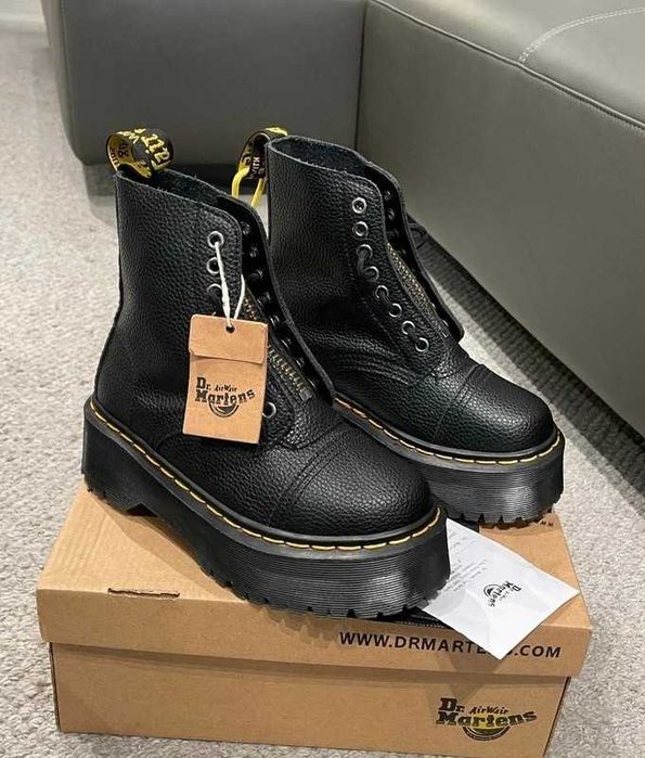 Dr.Martens Black platform boots R.41