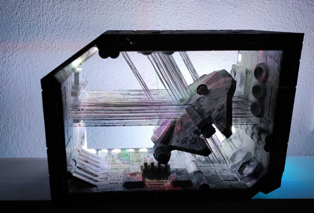 Candeeiro Led Star Wars Millennium Falcon