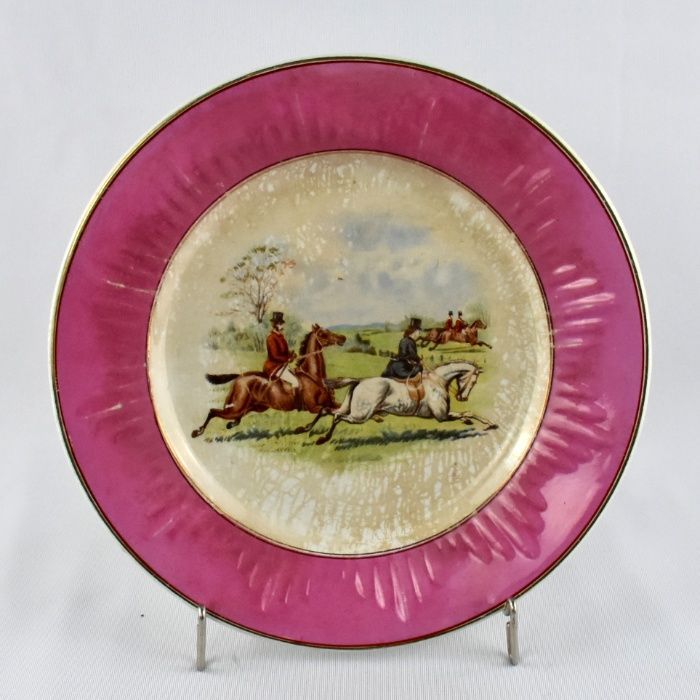 Raro Prato Faiança de Sacavém, (1894 a 1909), cavaleiros e cavalos